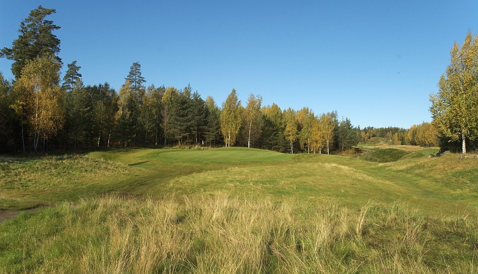 Kungsngen Golf Club - Queens course - Hl 11